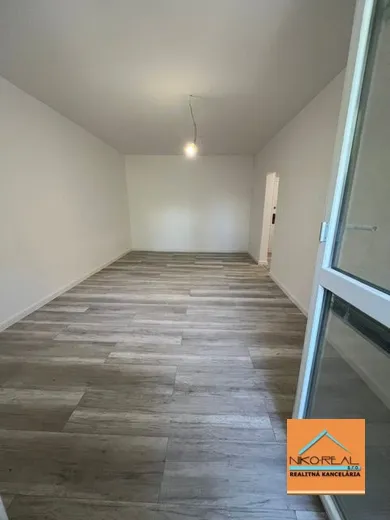 Na predaj 2-izbový byt, 60 m², Bratislava-Petržalka, Pankúchova