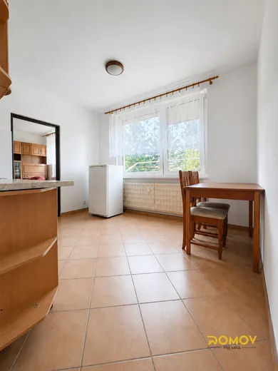 Byty na prenájom 1-izbový, Topoľčany · €460