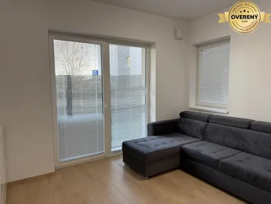 Na prenájom 2-izbový byt, 38 m², Biely Kostol