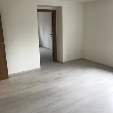 Na predaj 2-izbový byt, 60 m², Handlová, 29. augusta