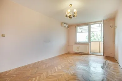 Na predaj 3-izbový byt, 81 m², Šurany