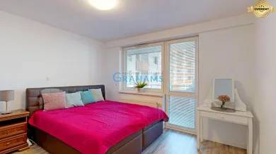 Na prenájom 3-izbový byt, 72 m², Bratislava-Nové Mesto, Nobelova