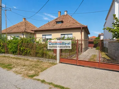 Domy na sprzedaż, 3-pokojowe, Jelka · €149 000
