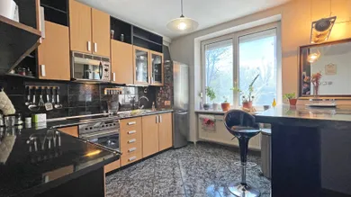 Byty na predaj 2-izbový, Bratislava-Nové Mesto · €275 000