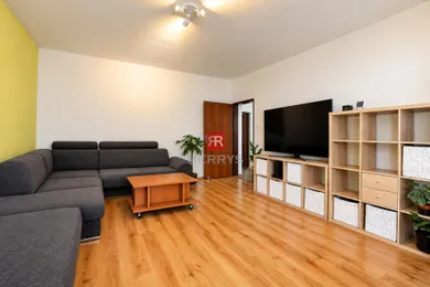 Apartments for sale, 5-room in Stupava · €210,000