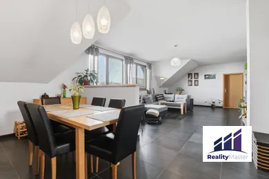 Na predaj 4-izbový byt, 141 m², Pezinok, Trnavská