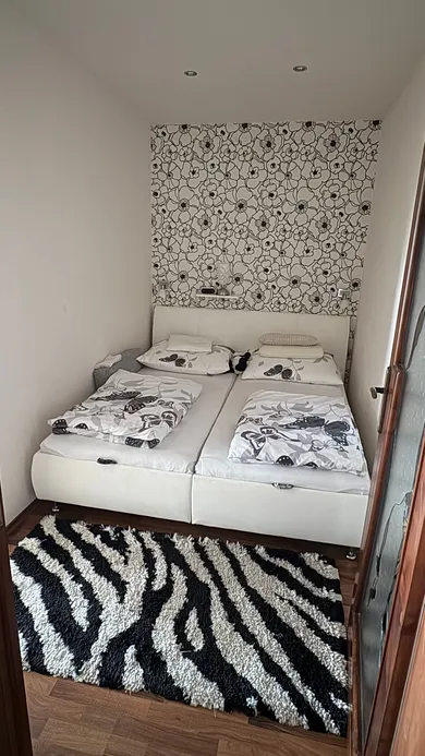 Na predaj 3-izbový byt, 62 m², Levice, Mochovská ul.