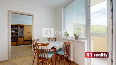 Na predaj 3-izbový byt, 72 m², Hlohovec, Gaštanová