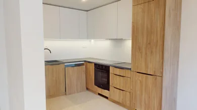 Na predaj 3-izbový byt, 63 m², Trenčín