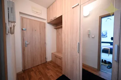 Na predaj 1-izbový byt, 38 m², Topoľčany, Streďanská