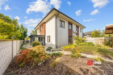 Eladó lakások, 3-szobás, Dunajská Streda · €209 990