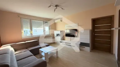 Kiadó lakások, 3-szobás, Komárno · €600