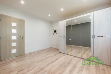 Na predaj 3-izbový byt, 78 m², Podolie