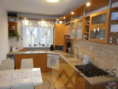 Byty na predaj 2-izbový, Handlová · €68 000