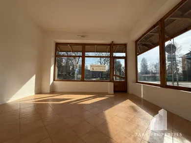 Na prenájom objekt, 37 m², Púchov, Ul. 1. mája