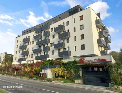 Na prenájom 2-izbový byt, 40 m², Bratislava-Karlova Ves, Staré grunty