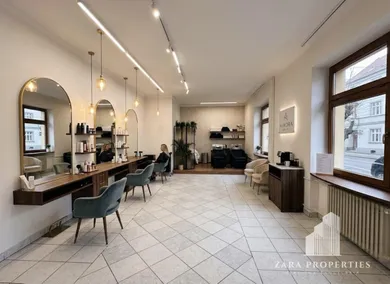 Na prenájom komerčné, 46 m², Púchov, Štefánikova