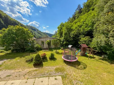 Na predaj 3-izbový byt, 80 m², Žarnovica