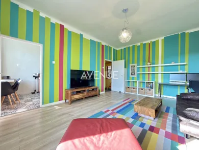Na prenájom 2-izbový byt, 66 m², Bratislava-Nové Mesto, Vajnorská