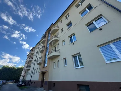 Na predaj 3-izbový byt, 92 m², Vrútky