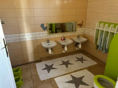 Na prenájom dom, 110 m², Bratislava-Staré Mesto, Mišíkova