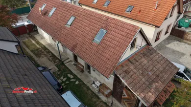 Na predaj 2-izbový dom, 140 m², Trenčín, Istebnícka 30