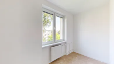 Na predaj 3-izbový byt, 61 m², Bratislava-Ružinov, Herlianska