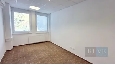 Na prenájom komerčné, 15 m², Bratislava-Staré Mesto, Panenská