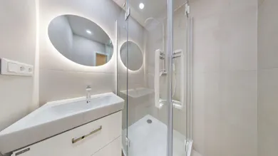 Na predaj 3-izbový byt, 68 m², Bratislava-Petržalka, Mamateyova