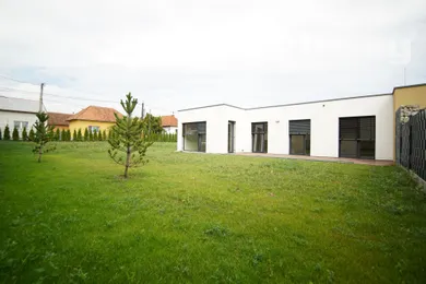 Na predaj 4-izbový dom, 102 m², Martin, Priekopská