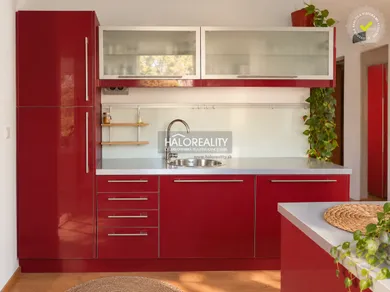 Na predaj 1-izbový byt, 37 m², Zvolen