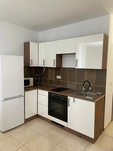 Na prenájom 1-izbový byt, 38 m², Rimavská Sobota, J. Bodona
