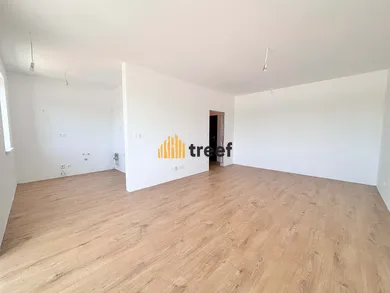 Na predaj 1-izbový byt, 50 m², Dvorníky