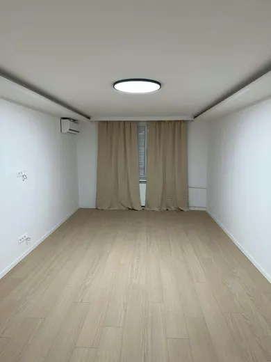 Na predaj 3-izbový byt, 62 m², Komárno
