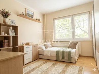 Mieszkania na sprzedaż, 3-pokojowe, Považská Bystrica · €175 000
