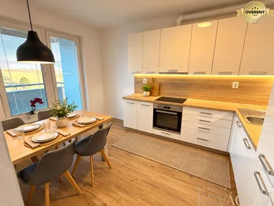 Byty na predaj 2-izbový, Trenčín · €196 000