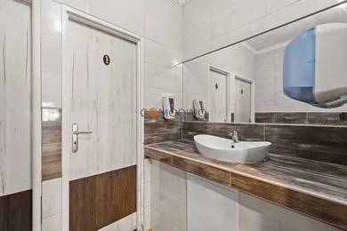 Na predaj dom, 290 m², Štúrovo, Hlavná