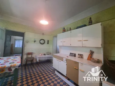 Na predaj 4-izbový dom, 170 m², Dubník