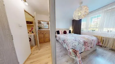 Na predaj 3-izbový byt, 64 m², Šamorín, Školská
