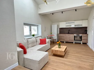 Na prenájom 1-izbový byt, 40 m², Nitra, Bolečkova