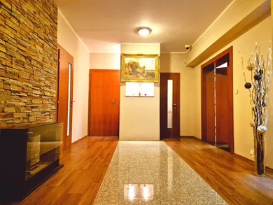 Mieszkania na sprzedaż, 5-pokojowe, Bratislava-Staré Mesto · €479 000