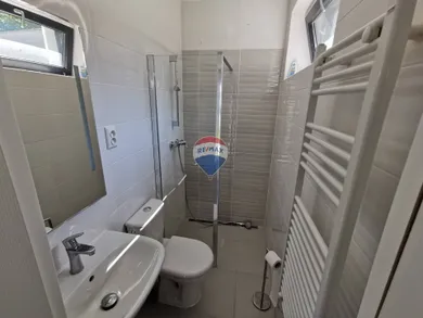 Na predaj objekt, Kaluža