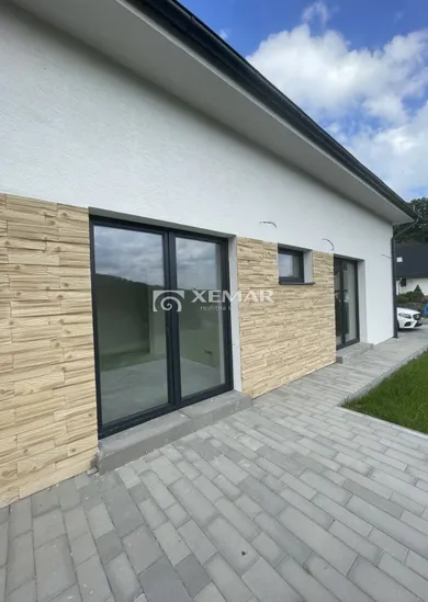 Na predaj 5-izbový dom, 128 m², Zvolen
