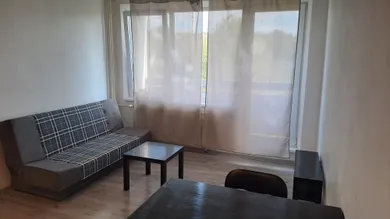 Na prenájom 1-izbový byt, 35 m², Zvolen, Záhonok