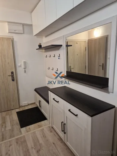 Na prenájom 3-izbový byt, 78 m², Prešov, Švábska 52