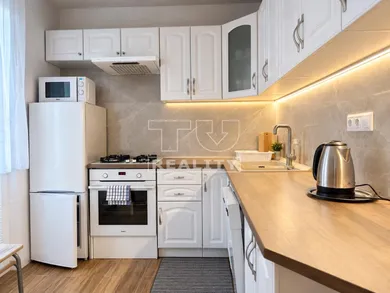 Na predaj 2-izbový byt, 61 m², Košice-Sever