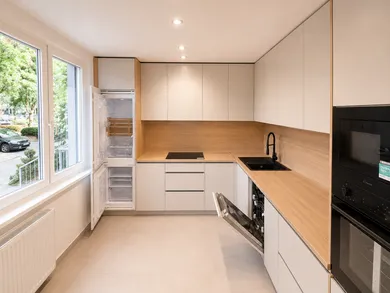 Na predaj 3-izbový byt, 74 m², Šaľa, Kráľovská