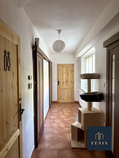 Na predaj 6-izbový dom, 240 m², Rozhanovce, Robotnícka