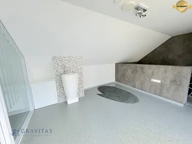 Na predaj 4-izbový dom, 240 m², Bratislava-Rača, Pri vinohradoch