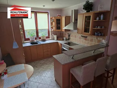 Na prenájom 3-izbový byt, 100 m², Trnava, Oblúková